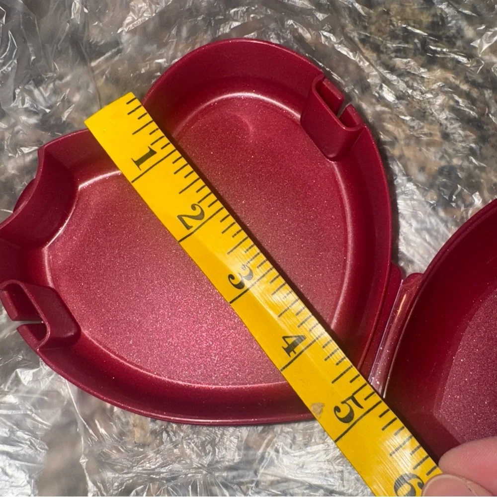 Tupperware Red Heart Hinge Sandwich Snack Container love NO STRAP Glitter new